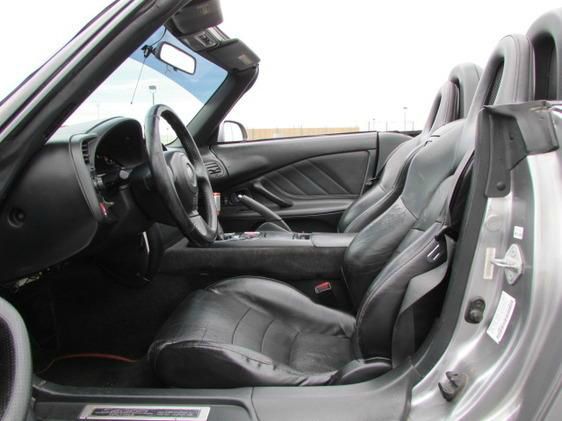 Honda S2000 2000 photo 4