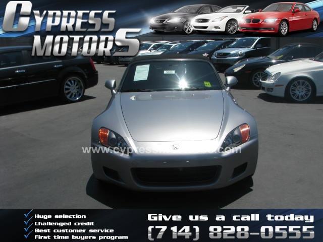 Honda S2000 2001 photo 2