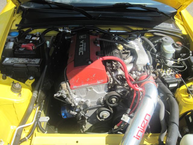 Honda S2000 2001 photo 2