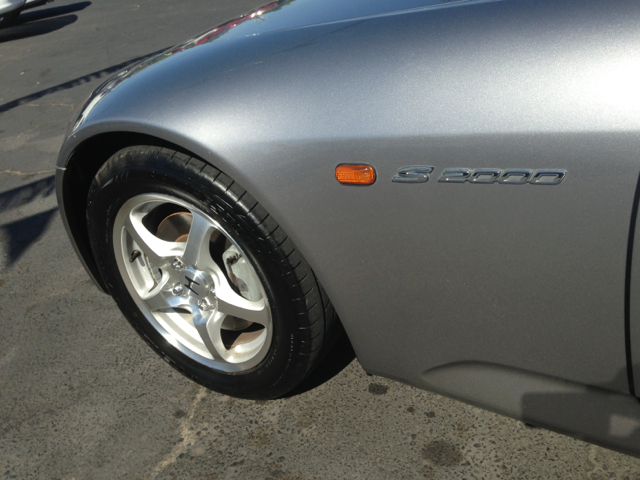 Honda S2000 2001 photo 1