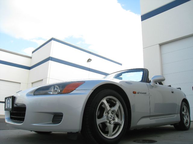 Honda S2000 2002 photo 1