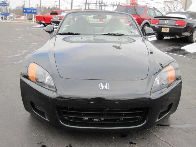 Honda S2000 2003 photo 1