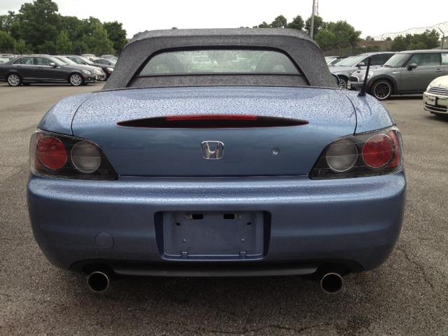 Honda S2000 2003 photo 1