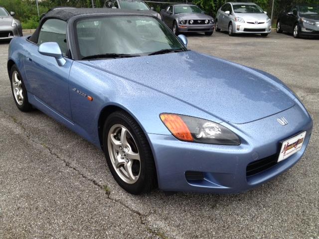 Honda S2000 2003 photo 2