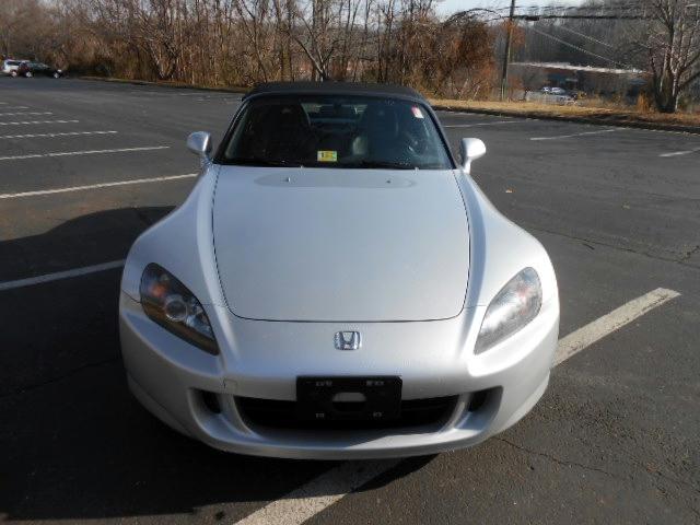 Honda S2000 2004 photo 1