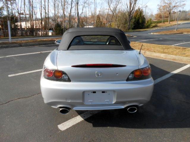 Honda S2000 2004 photo 5
