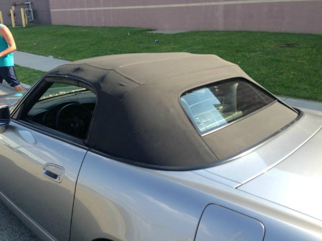 Honda S2000 2004 photo 1