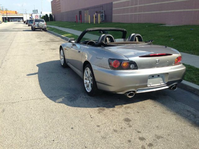 Honda S2000 2004 photo 11