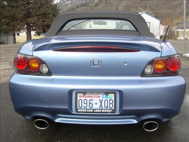 Honda S2000 2004 photo 2