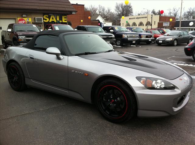 Honda S2000 2004 photo 1