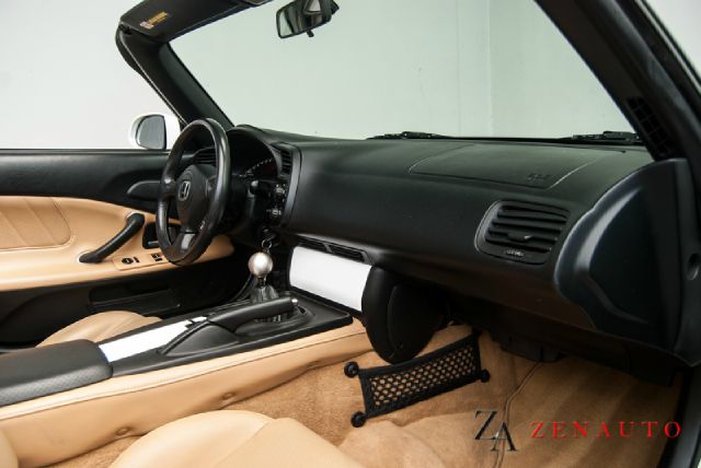 Honda S2000 2005 photo 28