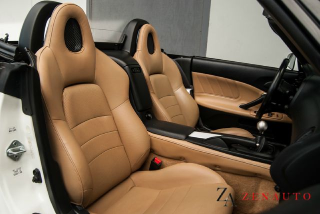 Honda S2000 2005 photo 8