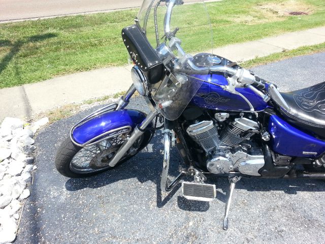 Honda Shadow 2005 photo 1