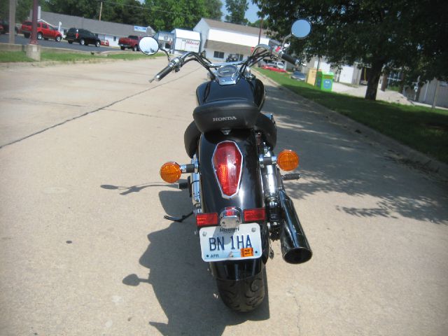 Honda Shadow 2006 photo 1