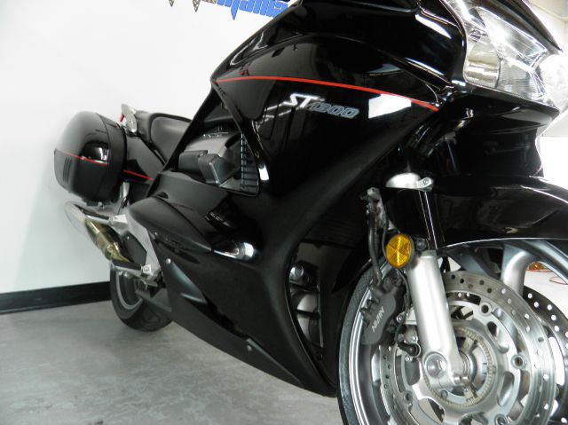 Honda ST1300 ABS 2006 photo 16