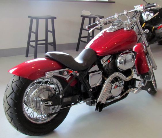 Honda Shadow 2003 photo 1