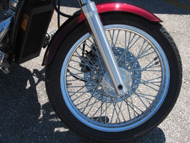 Honda Shadow 2004 photo 3