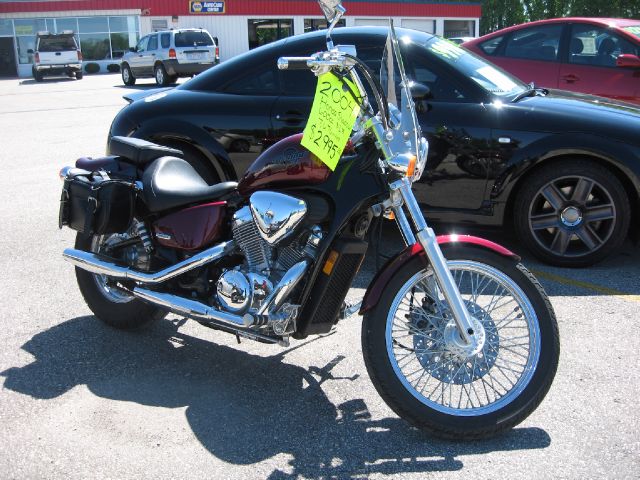 Honda Shadow 2004 photo 7