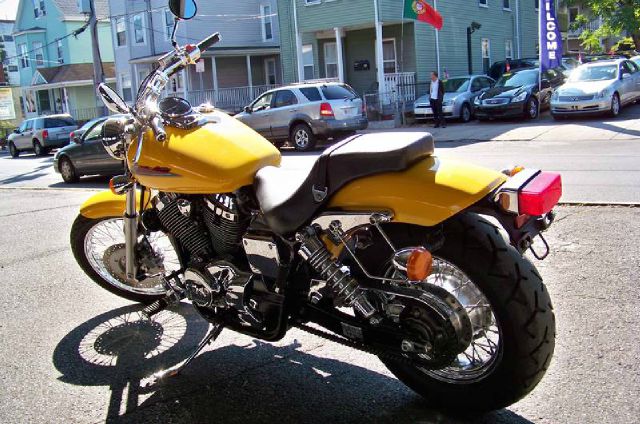 Honda Spirit 2002 photo 2