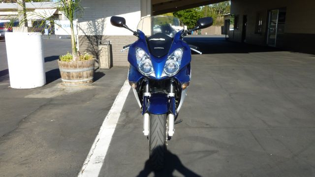Honda VFR800 2007 photo 2