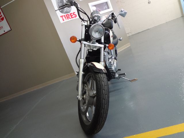 Honda VT1100 1997 photo 2