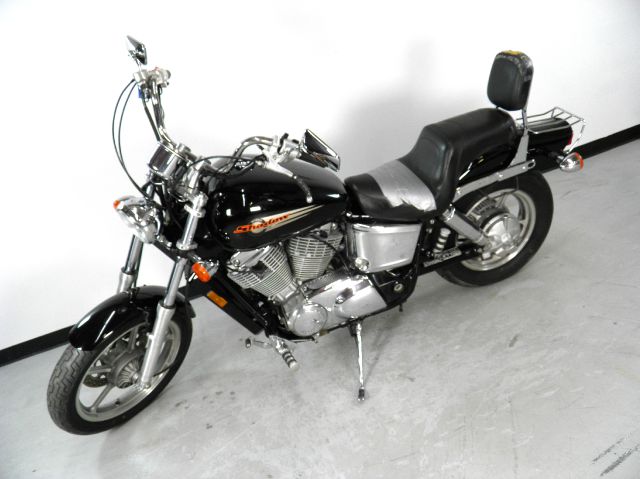 Honda VT1100C1 Shadow Spirit Unknown Motorcycle