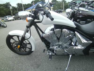 Honda VT1300 Fury 2011 photo 1