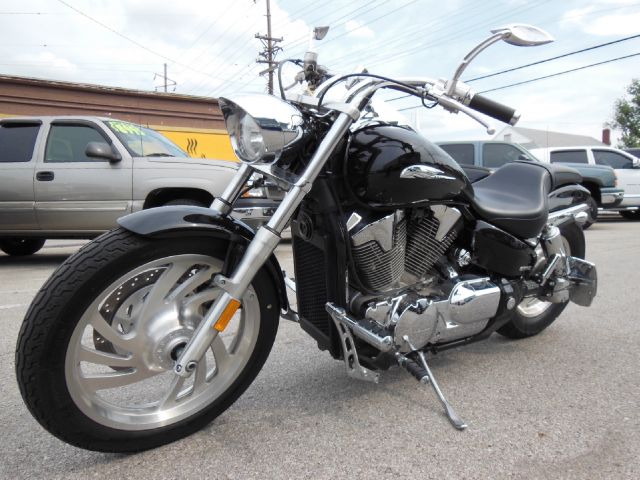 Honda VTX 2004 photo 2