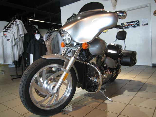 Honda VTX1300C 2004 photo 3