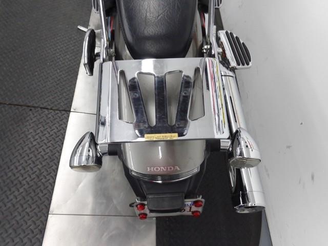 Honda VTX 1800F 2005 photo 4