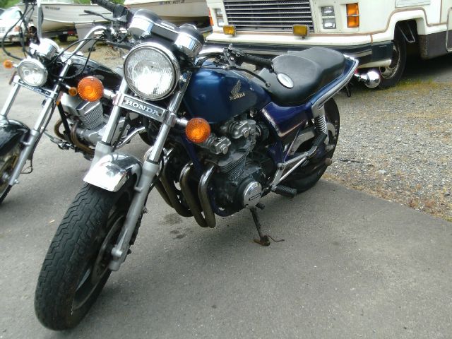 Honda cb750s 1983 photo 2