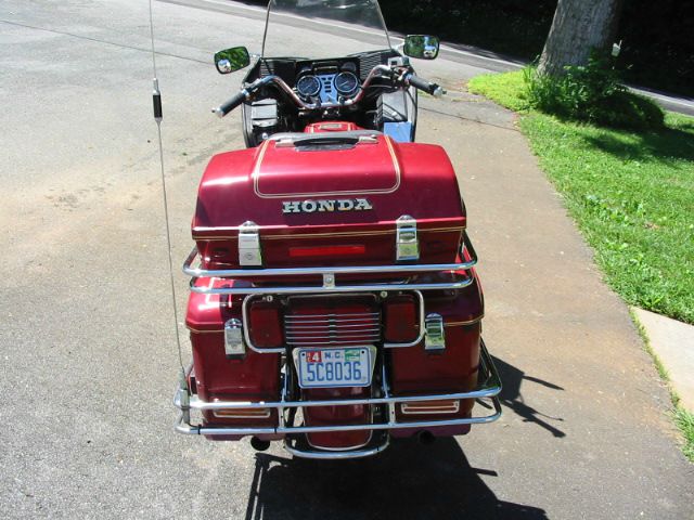 Honda GOLDWING 1981 photo 1