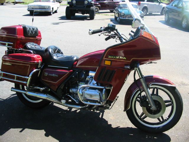 Honda GOLDWING 1981 photo 3