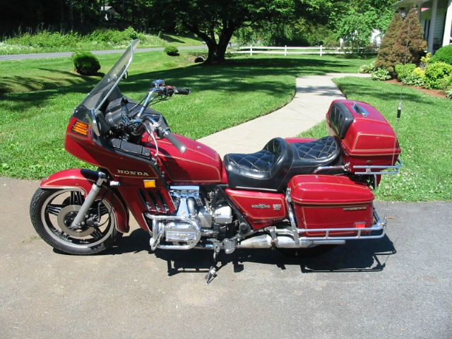 Honda GOLDWING 1981 photo 4