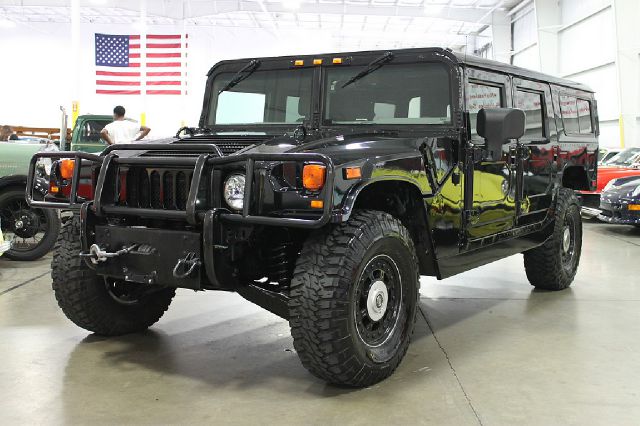 Hummer H1 2003 photo 1