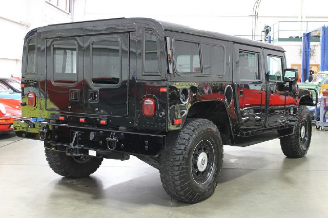 Hummer H1 2003 photo 3