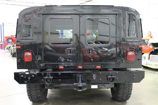 Hummer H1 2003 photo 4