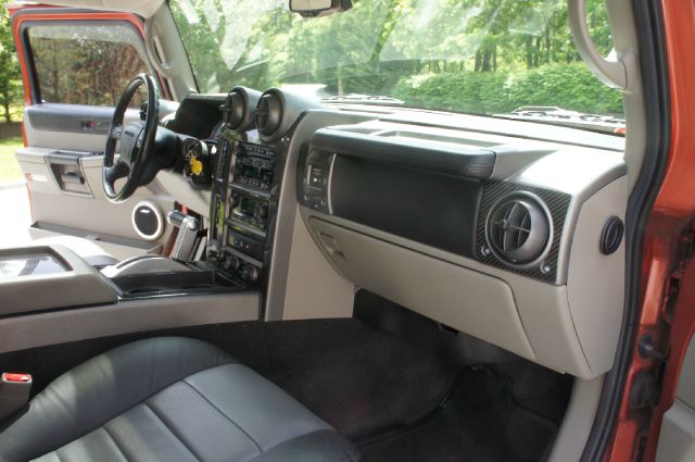 Hummer H2 2003 photo 24