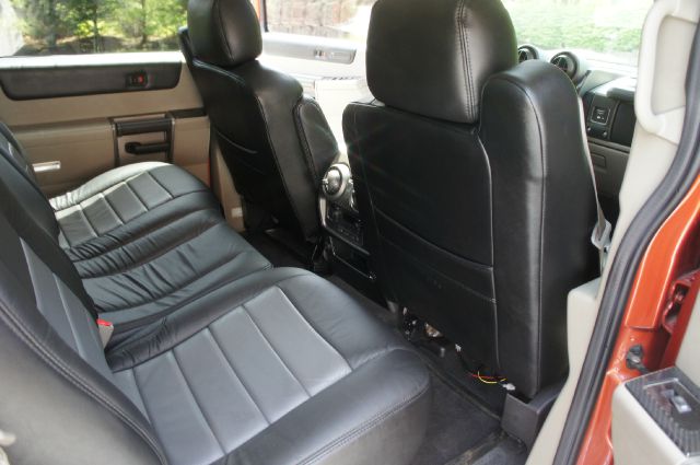 Hummer H2 2003 photo 26