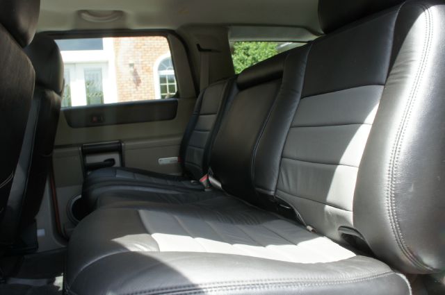 Hummer H2 2003 photo 31