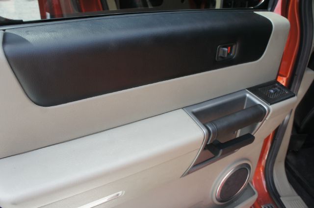 Hummer H2 2003 photo 32