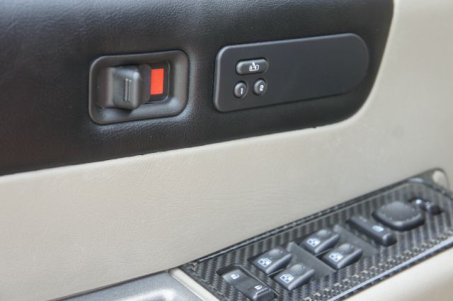Hummer H2 2003 photo 40