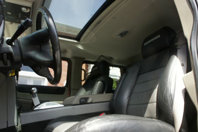 Hummer H2 2003 photo 42