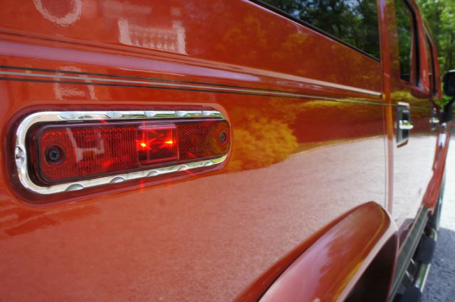 Hummer H2 2003 photo 46