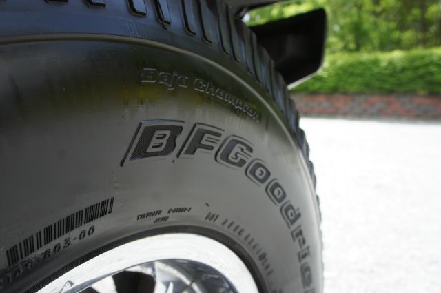 Hummer H2 2003 photo 76