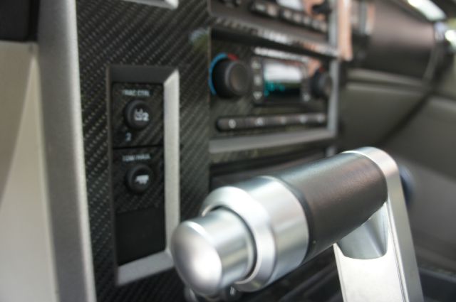 Hummer H2 2003 photo 85