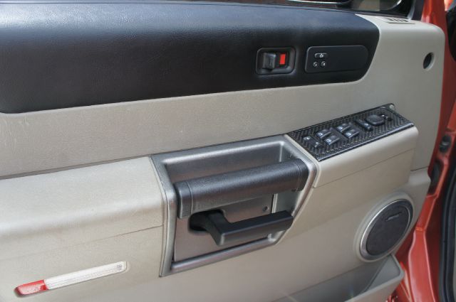 Hummer H2 2003 photo 88