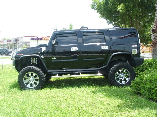 Hummer H2 2003 photo 3