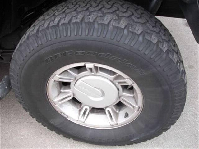 Hummer H2 2003 photo 4