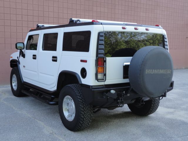 Hummer H2 2003 photo 3